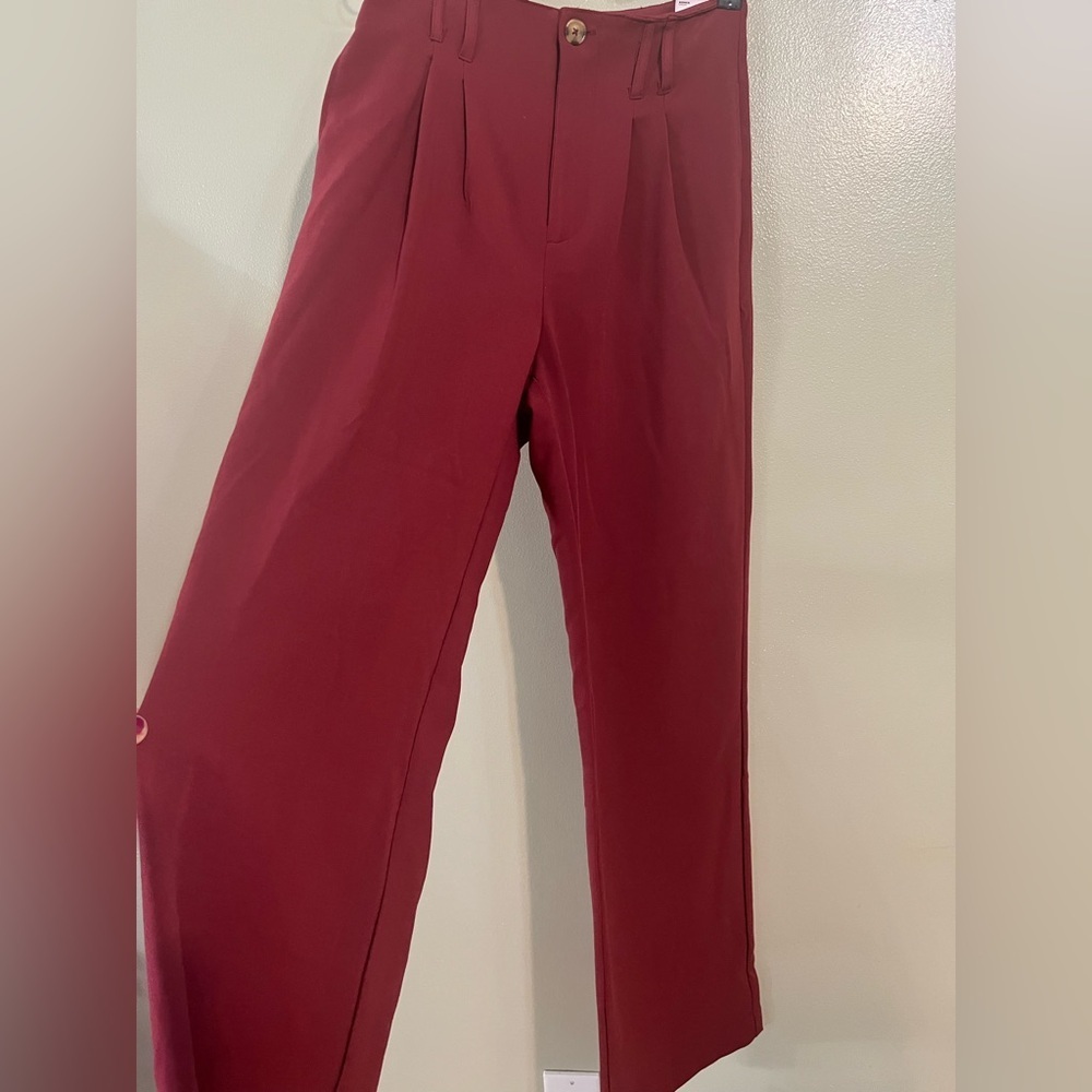 So Womens Burgundy Wide Leg High Rise Pleated Stylish  Trousers 9 NWT